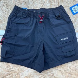 Columbia men’s relaxed field creek cargo shorts size small 8” inseam NWT BLACK